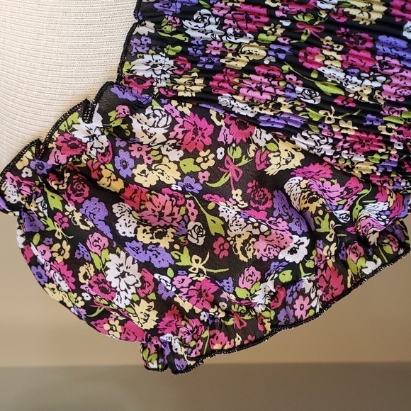 Piano, Womens top, three layers of pintucks pleats. Short sleeves size XL. Y2K - Picture 2 of 9